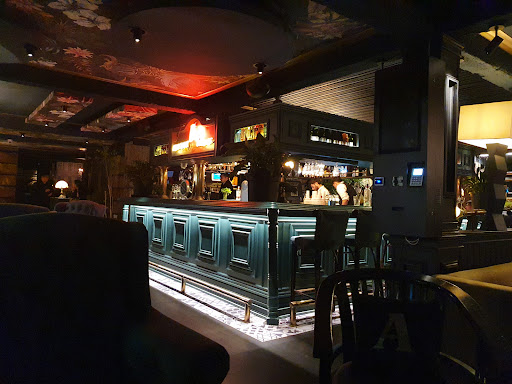 Amador Bar
