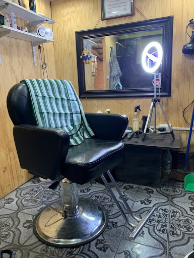 Dani Master Barber