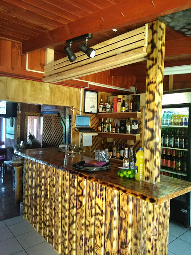 El Caleuche Resto Bar