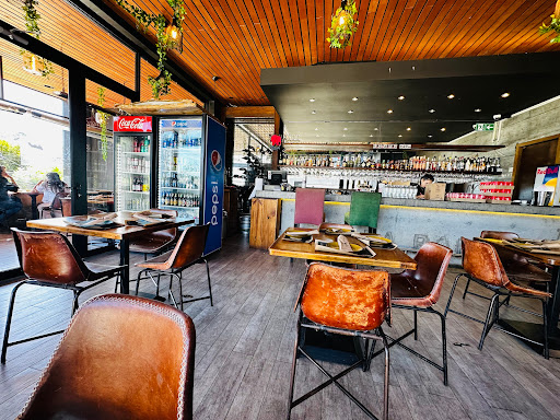 La Barra Andalue, Restaurant & Bar.