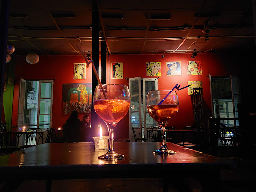 Máscara Pub