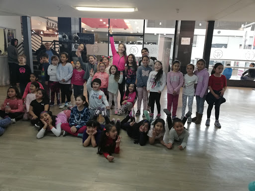 Rodrigo Diaz Dance Academy