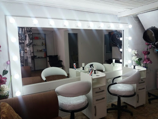 Salon de Belleza y Estetica Preciosa